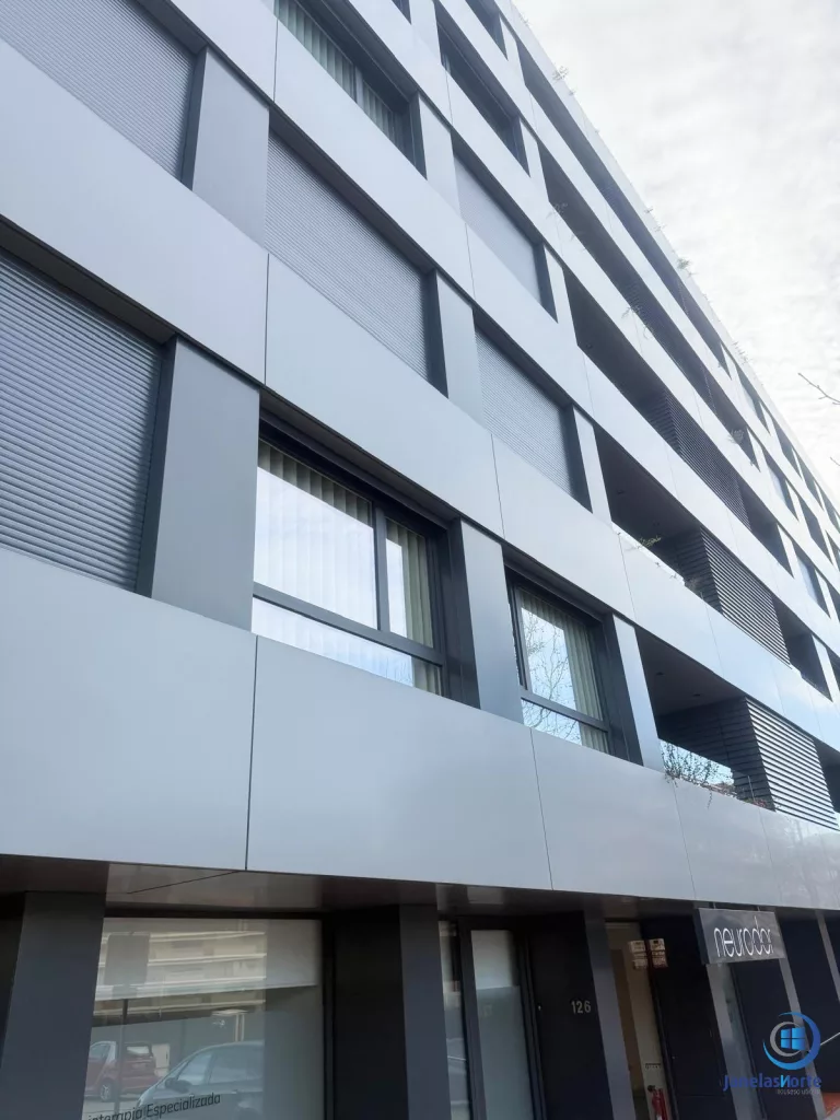 obra nova apartamentos biotalvai janelas eficientes vidro laminado controlo solar 04