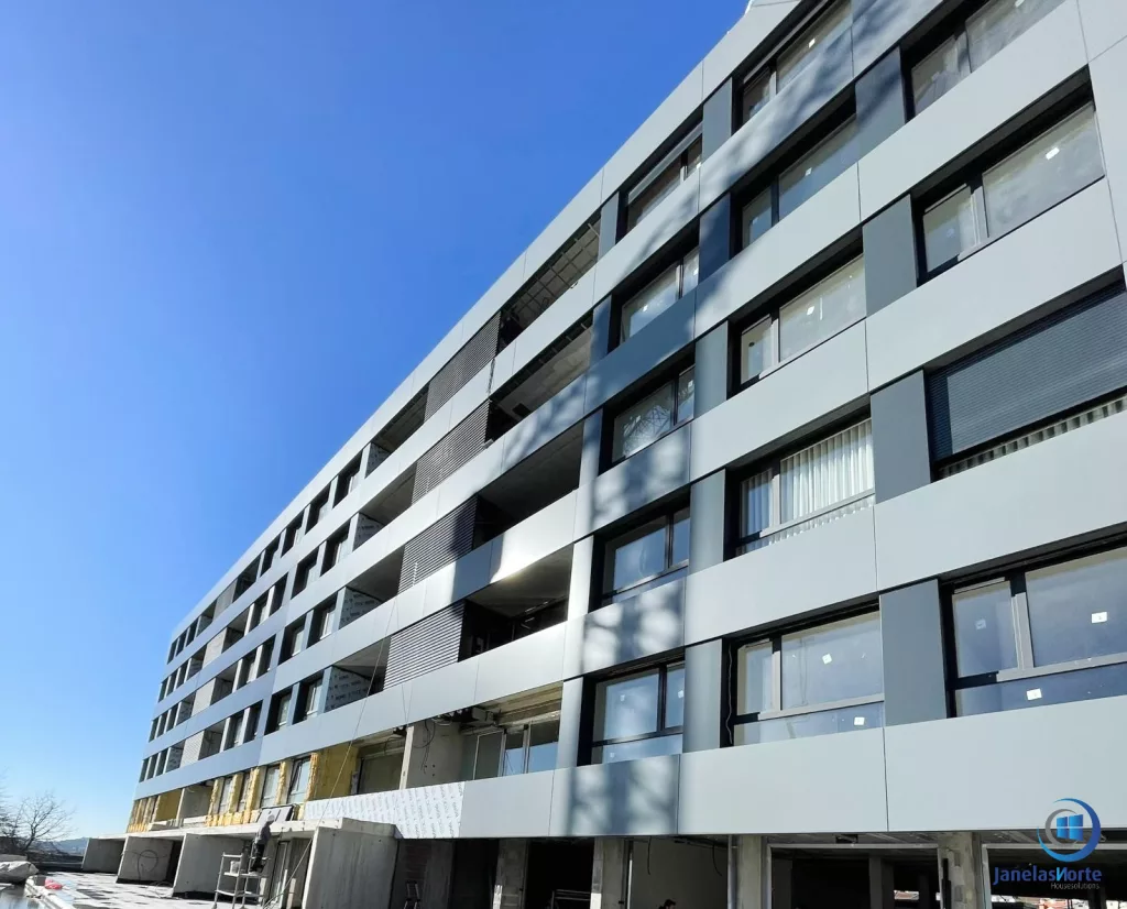 obra nova biotalvai tripla junta caixilharia pvc 03