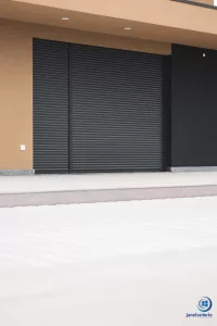 estores exteriores moradia vila nova de famalicao.jpg