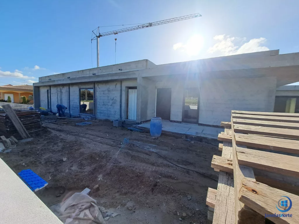 obra nova moradia vila nova famalicao estores monobloco motorizados 06