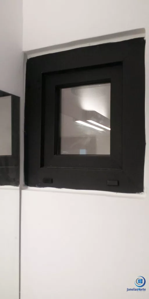 renovacao edificio meseda porto caixilharia pvc interior 10