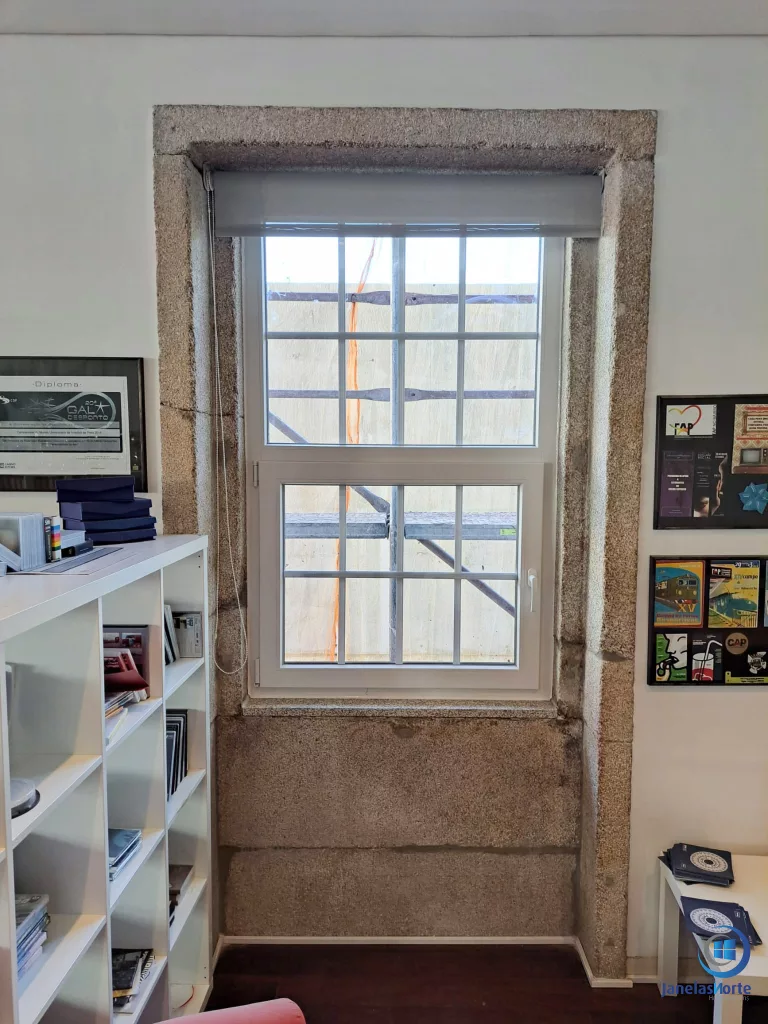 renovacao edificio porto associacao academica interior janelas pvc 08