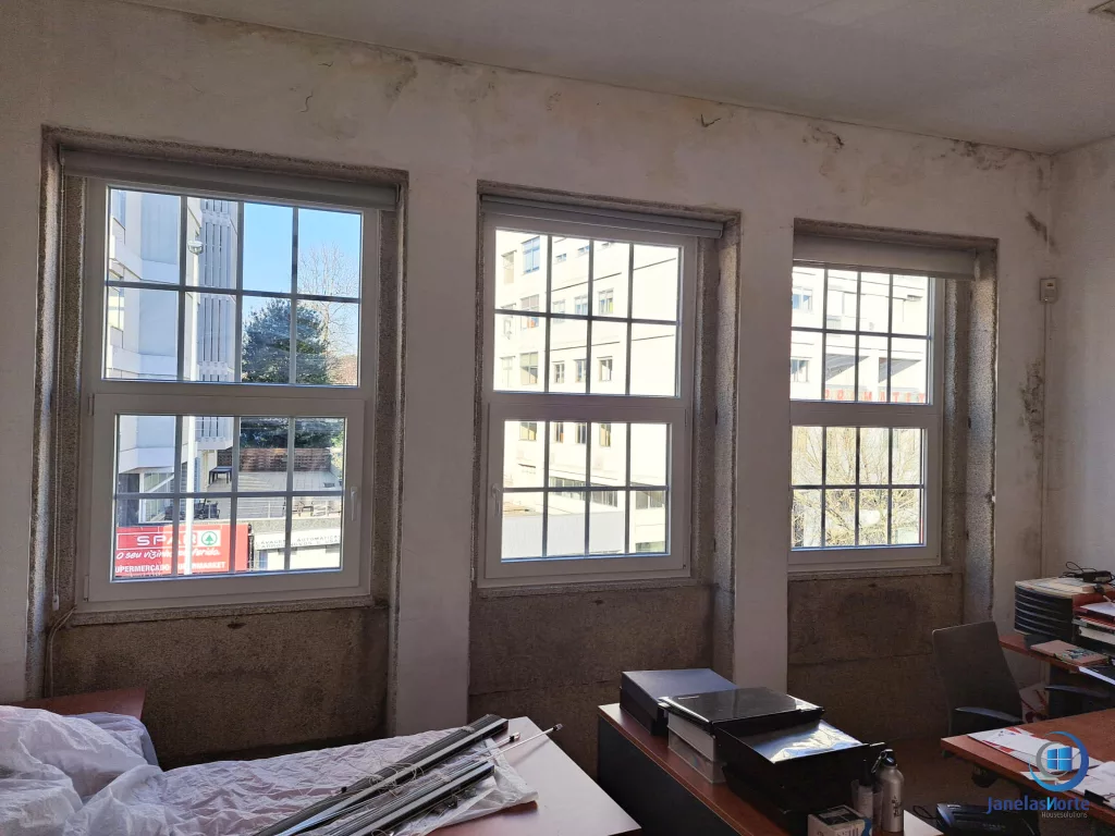 renovacao edificio porto associacao academica vidro duplo termico 04