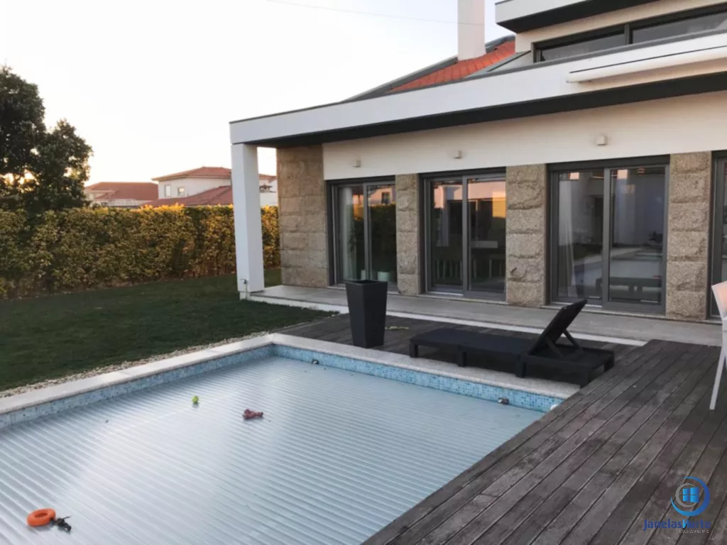 renovacao moradia povoa varzim sistema correr premiline 03