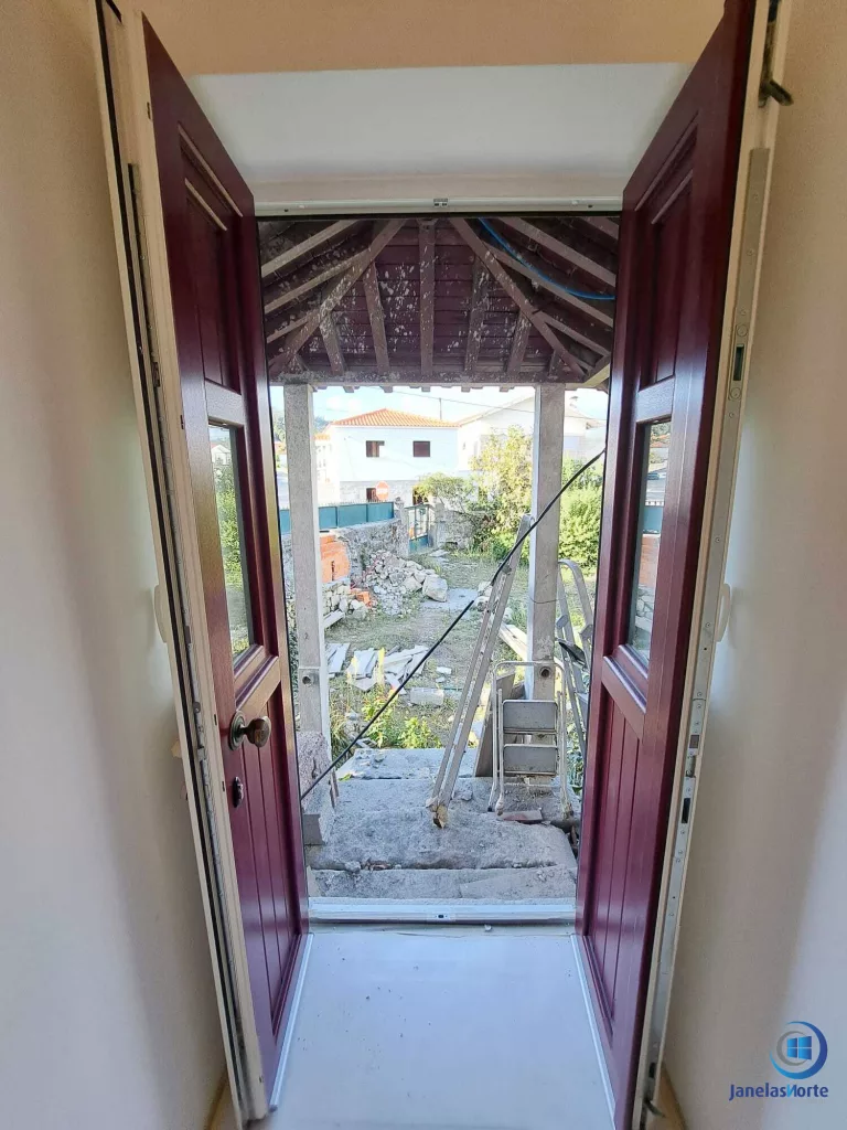 renovacao moradia vila nova famalicao